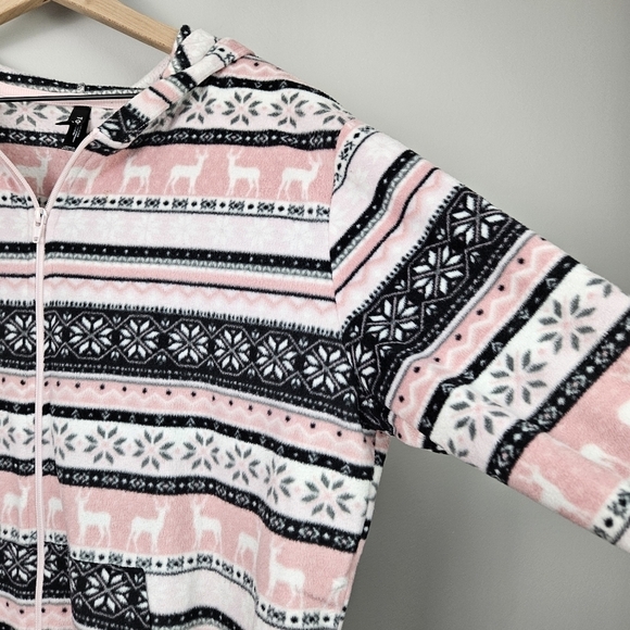 Torrid Fleece Full Length Lounge Onesie Pink Fair Isle 00/0 - Picture 8 of 13